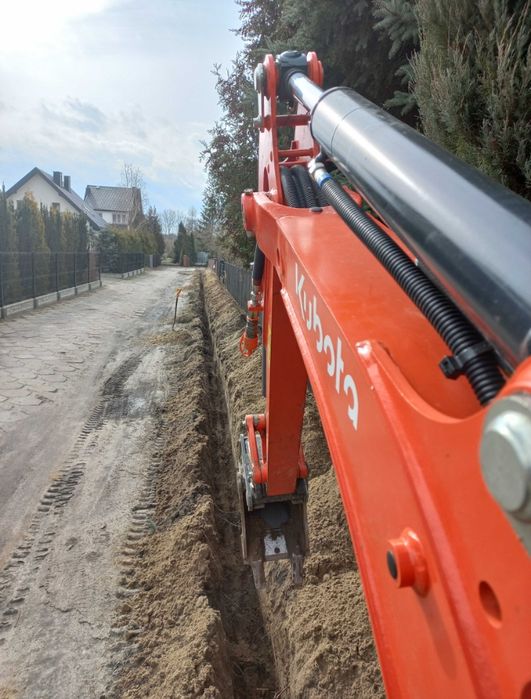 Minikoparka 2T Przyłącza Roboty ziemne