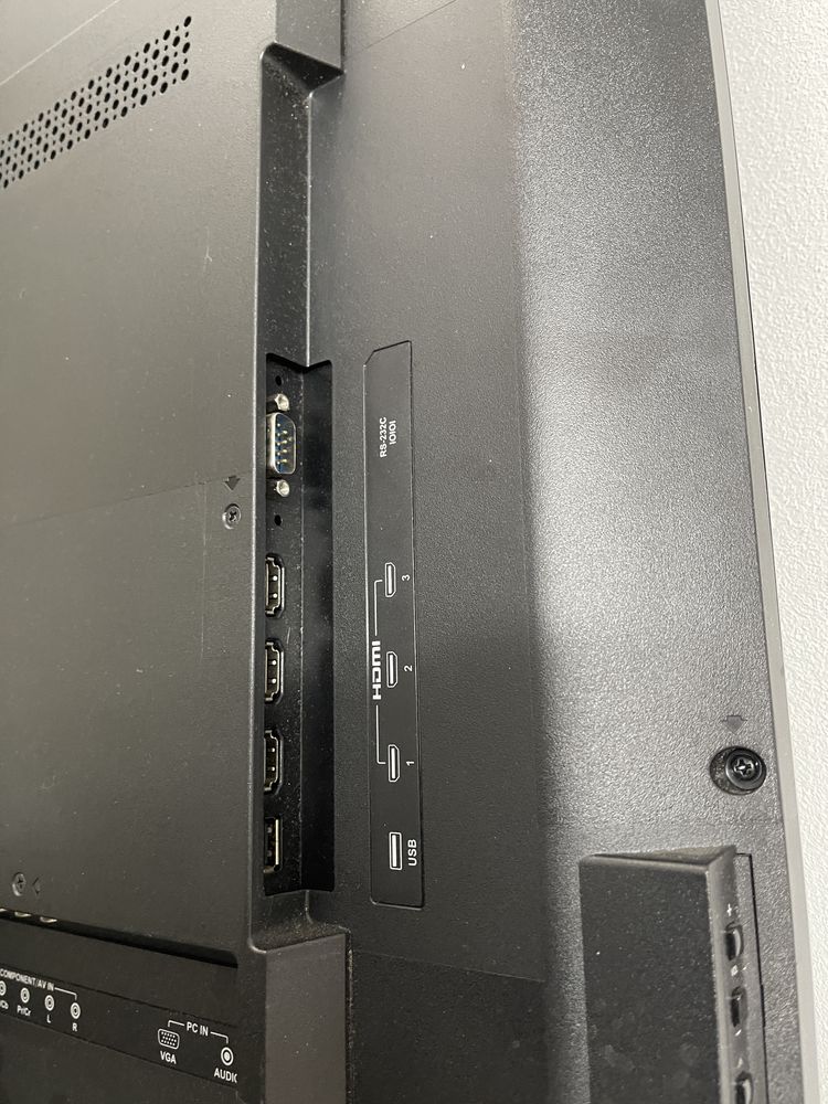 Monitor NEC 50 cali