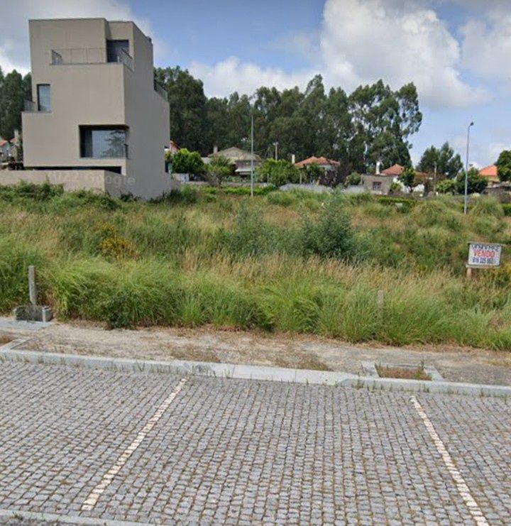 Lote terreno para Construção Castelo da Maia próximo Ismai