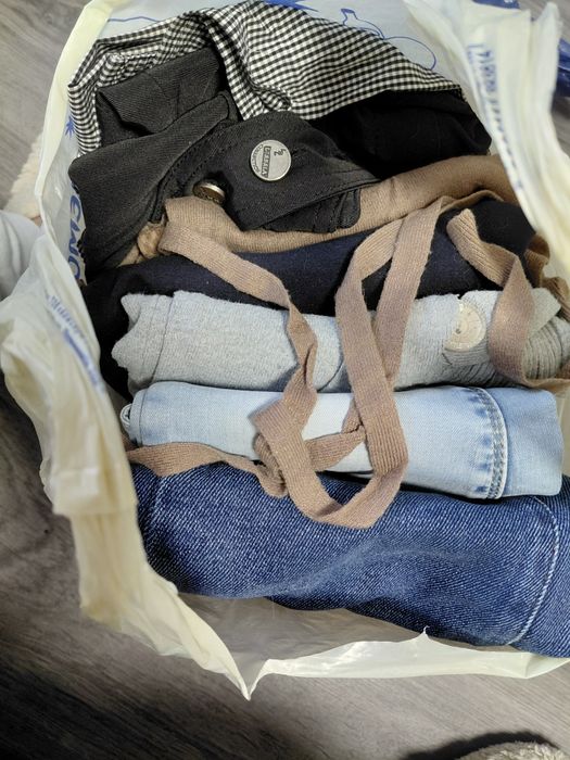 Продам жіночий одяг на вагу