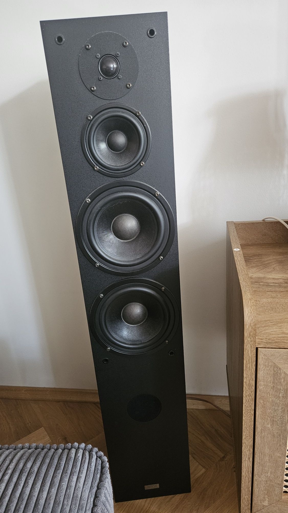 Amplituner Pionner VSX 531 głośniki 2x200Watt STX  Kino domowe zestaw