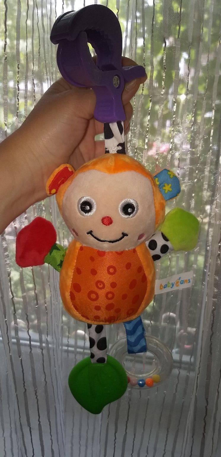 Подвеска на коляску с прищепкой