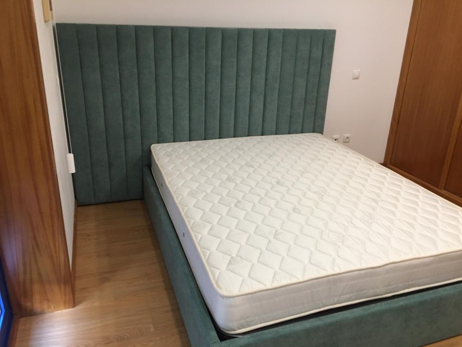 Cama com inox estofada Nova + Estrado + Colchão (Fabricante)