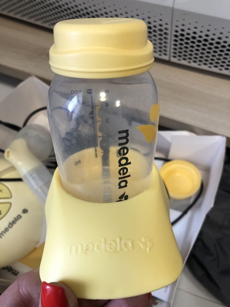 Прлдам автоматически молокоотсос Medela
