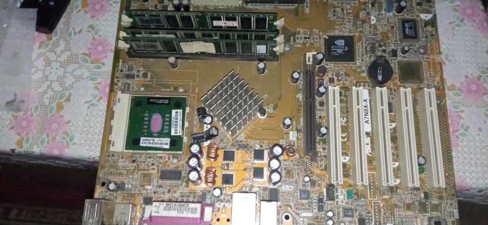 Продам плату мать a7n8x-x