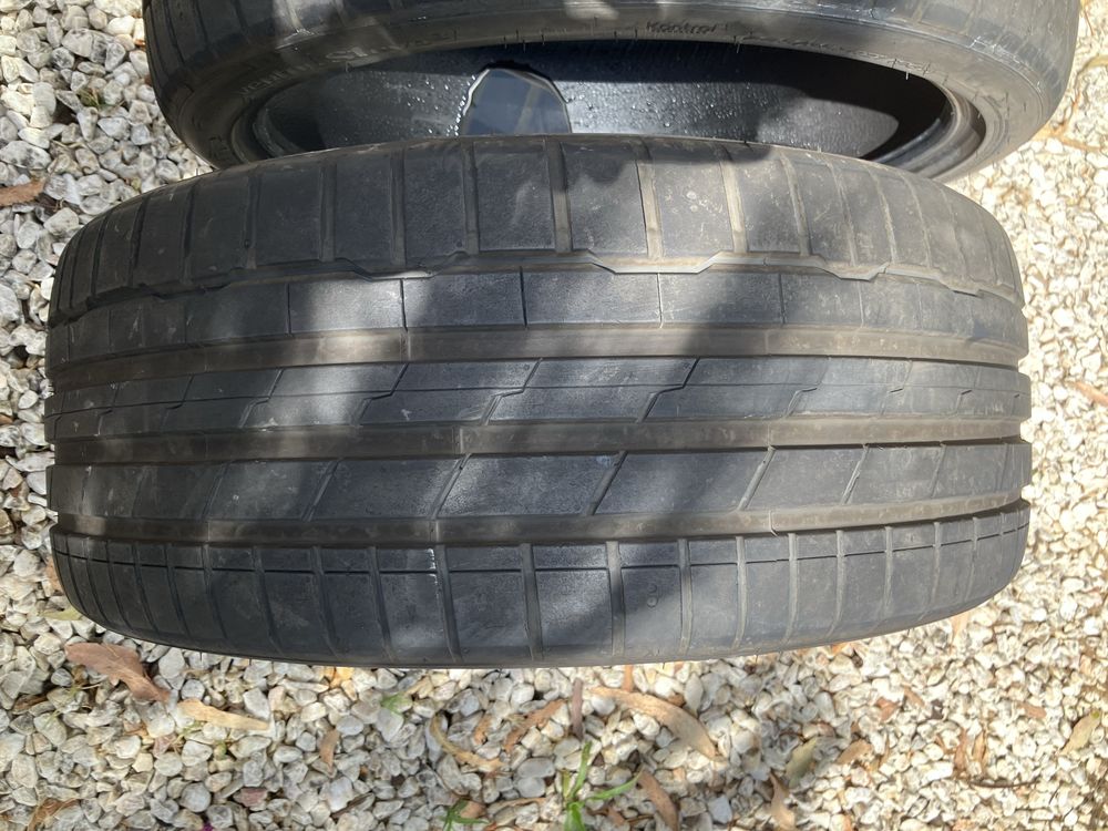 2 pneus como novos 245/35ZR21 - Hankook Ventus S1 evo3