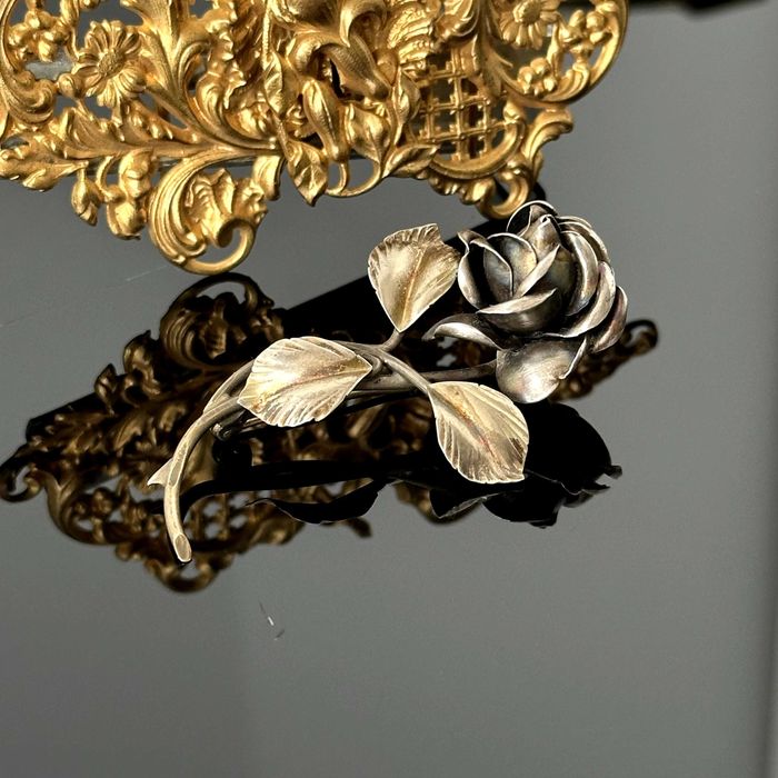 Srebrna broszka, oryginał z ok. 1880 roku z srebra próby 800