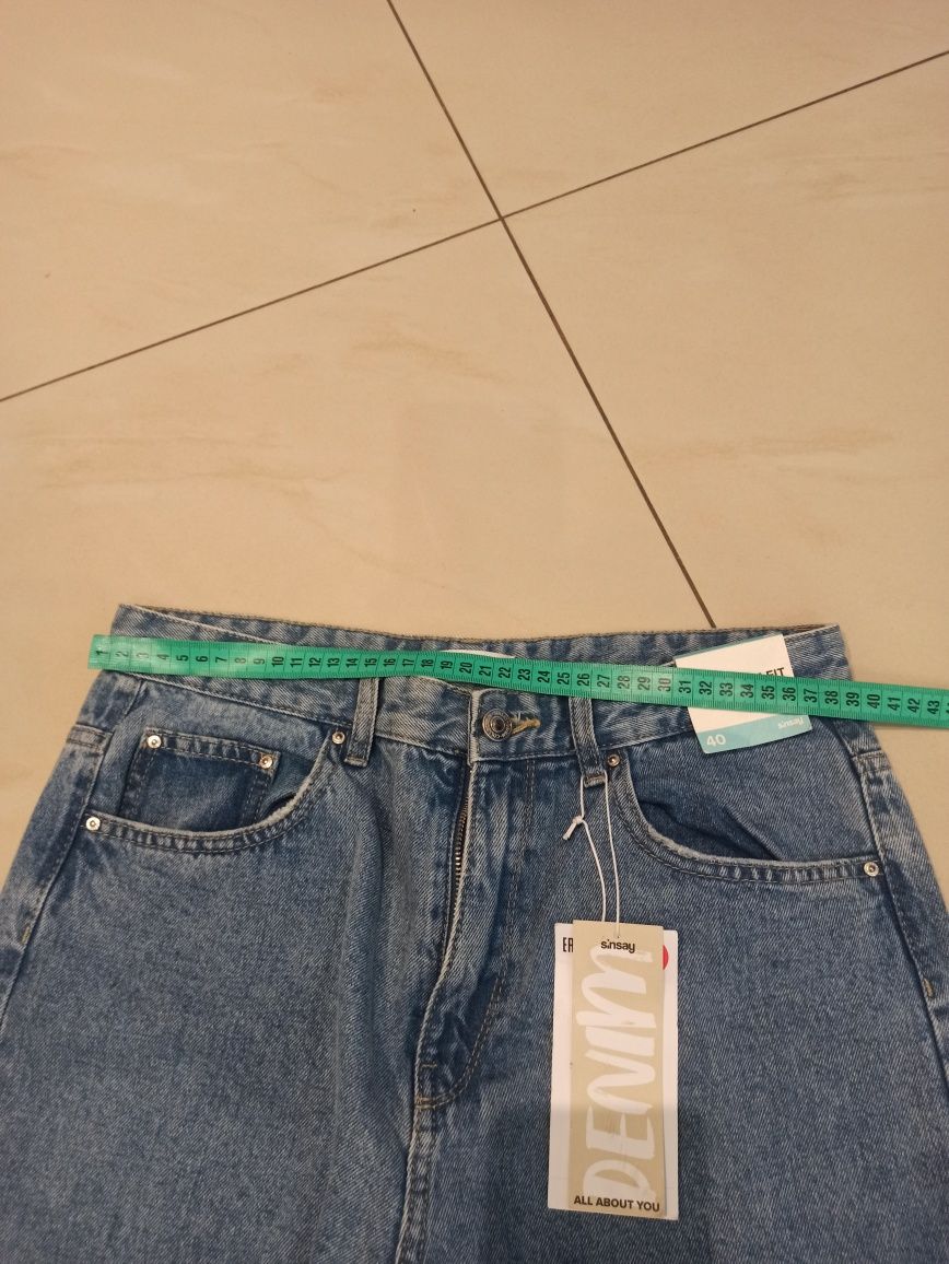 Nowe spodnie jeansy damskie Sinsay, rozmiar 40 (L)