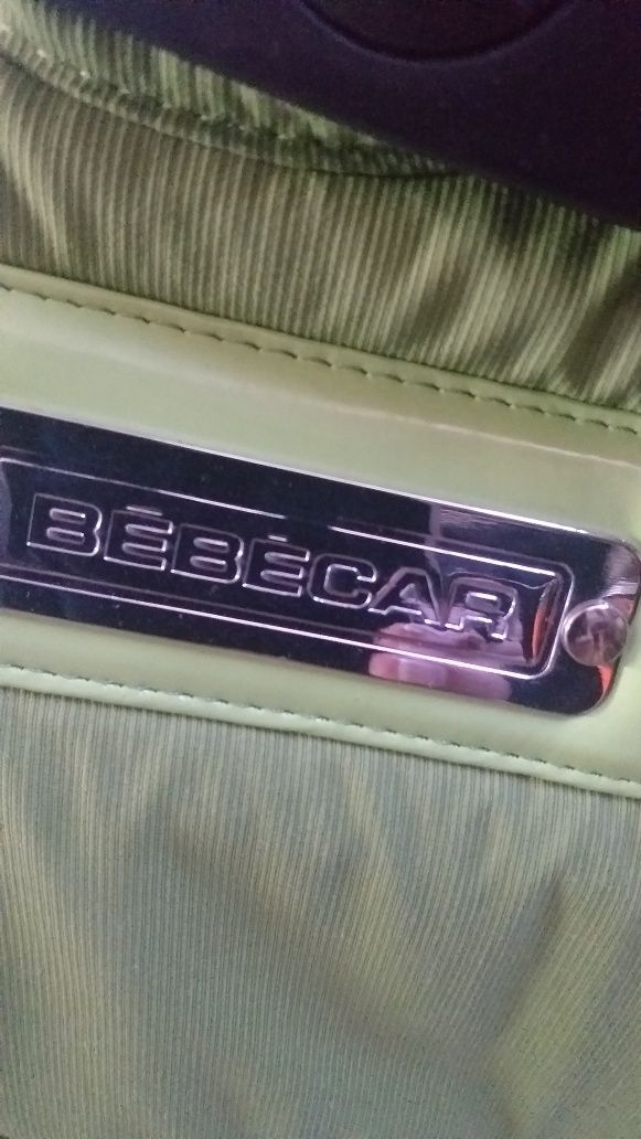 Carrinho de bebê bebecar