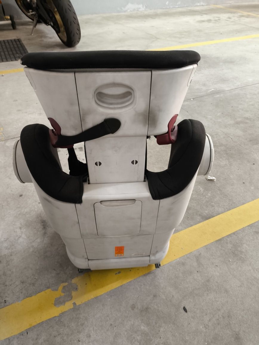 Cadeira Auto KidFix XP SICT Isofix 2/3 Cosmos Black