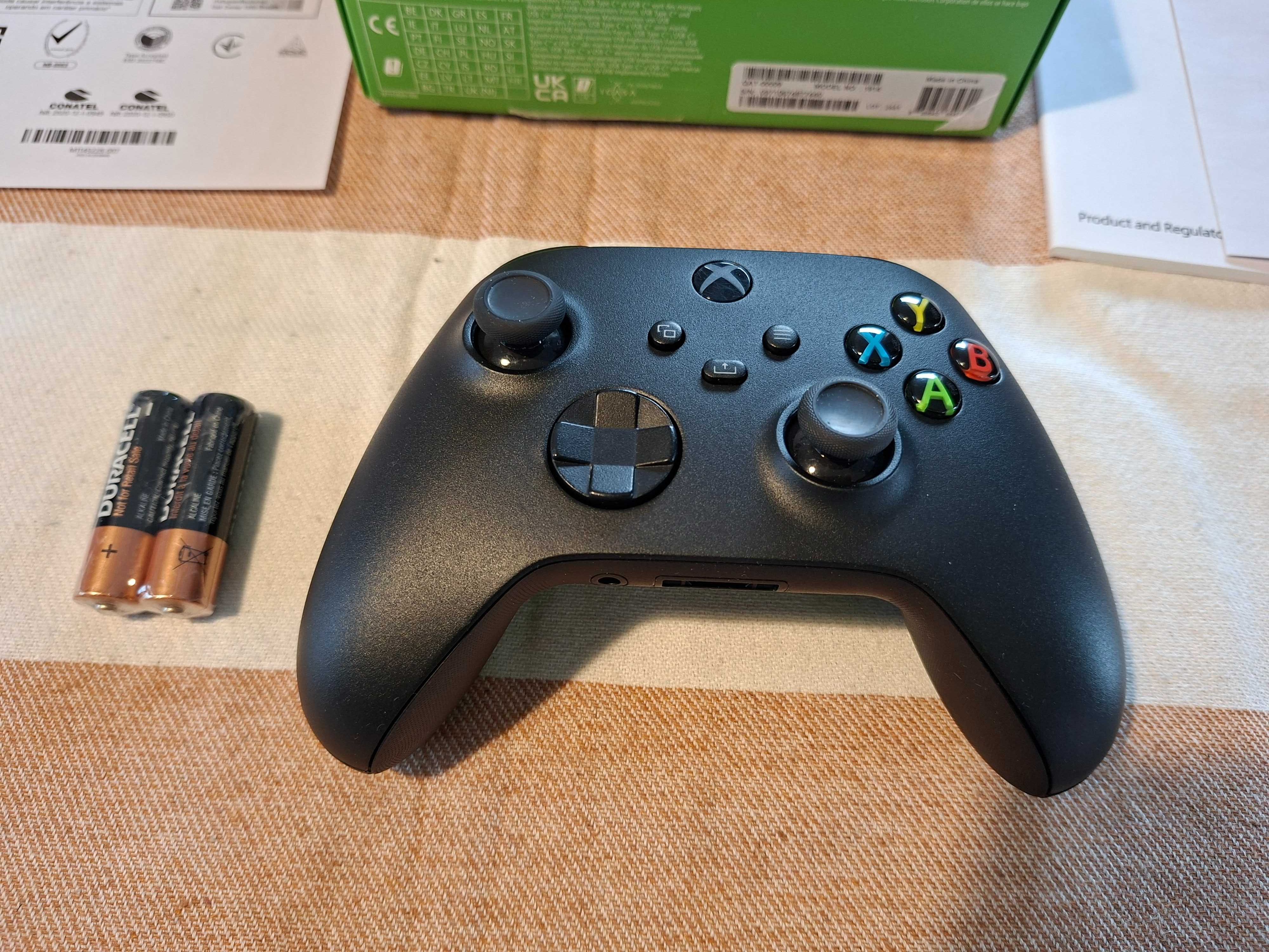 Kontroler bezprzewodowy pad Microsoft Xbox Series Model 1914