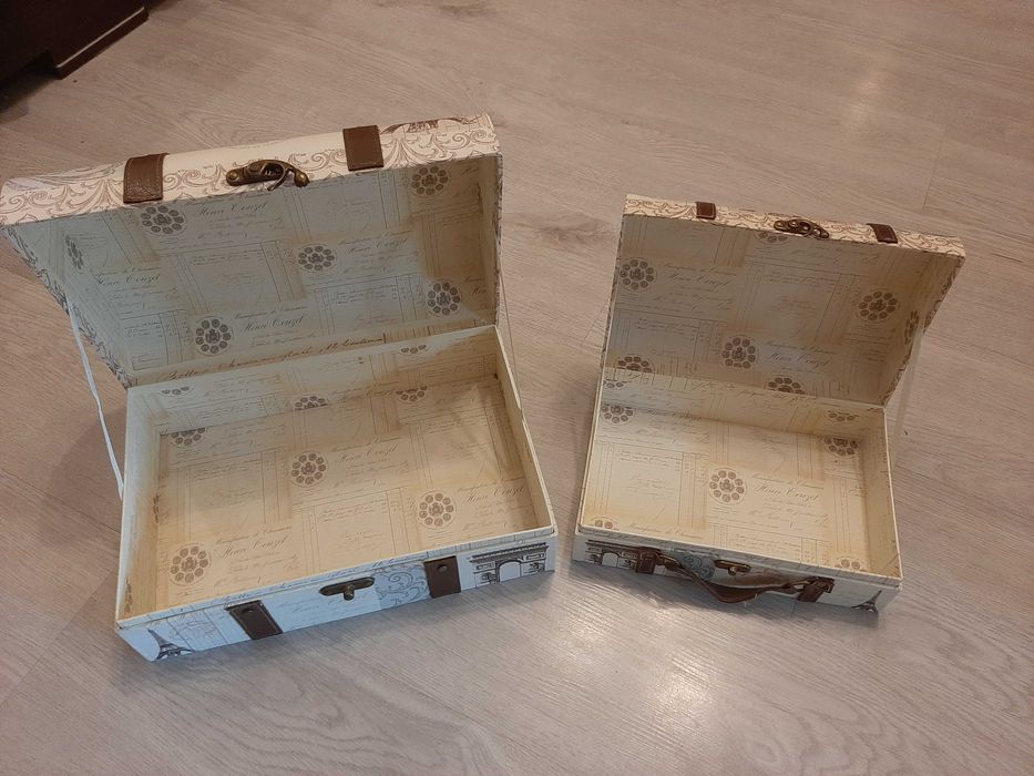 2 Ozdobne pudelka Paryz