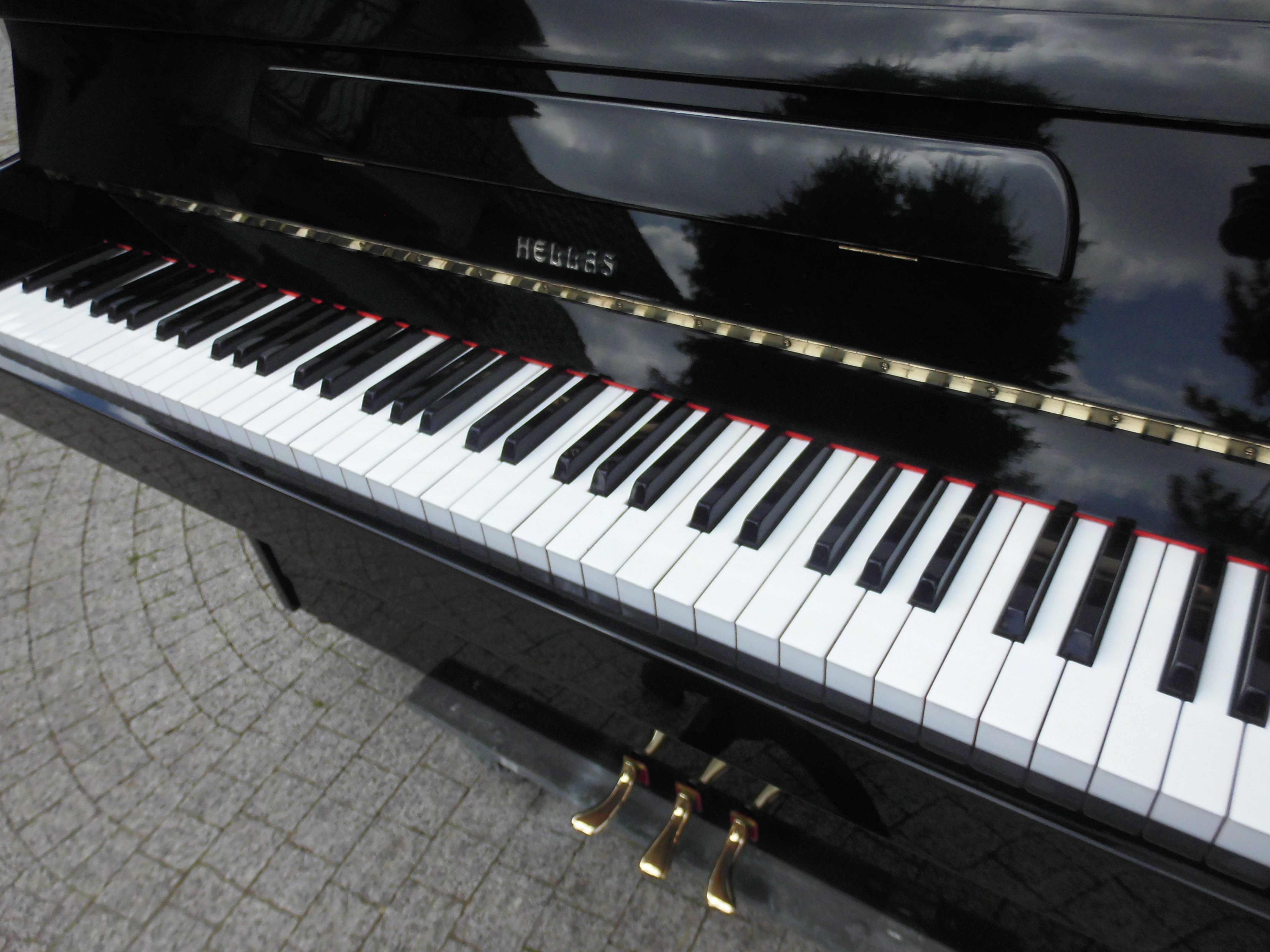 Piekne pianino w czarnym oryginale Hellas M110 Hamamatsu na Japońcu