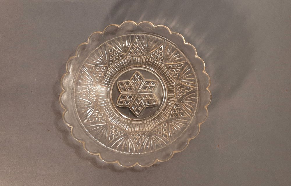 Talerzyk kolekcjonerski  - szkło prasowane  - Walther 1925 r.
