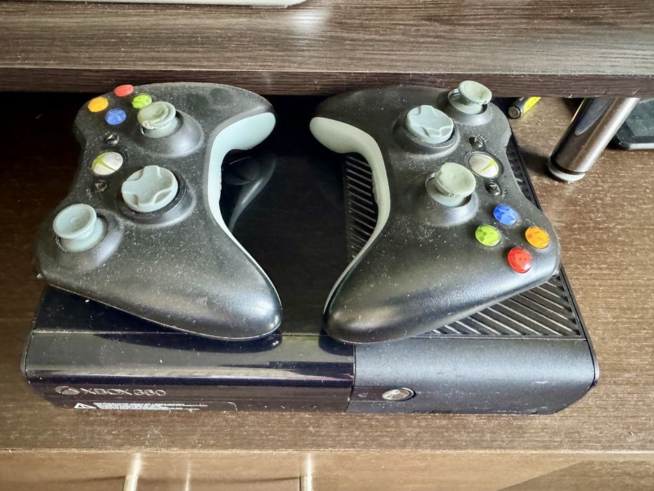Ігрова консоль XBOX 360 на 500 GB