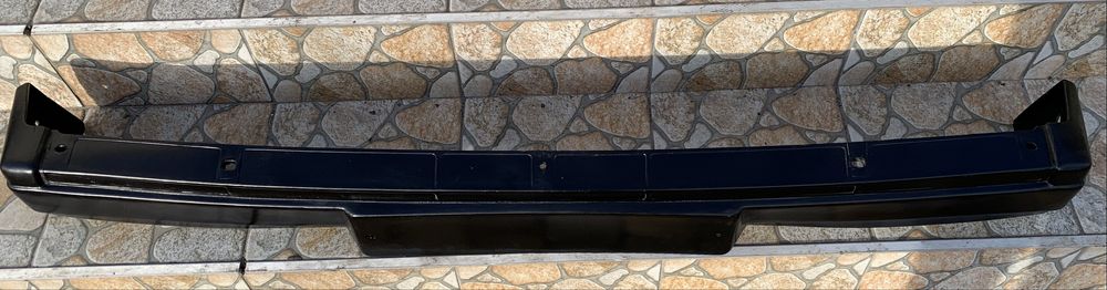 Бампер передній  на Ваз 2107        (Тільки самовивіз)