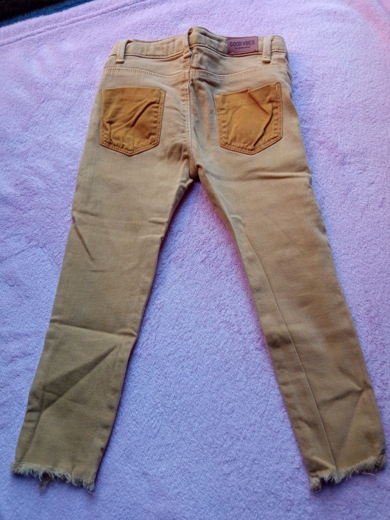 Spodnie jeans musztardowe strzępienia Zara r. 104 nowe