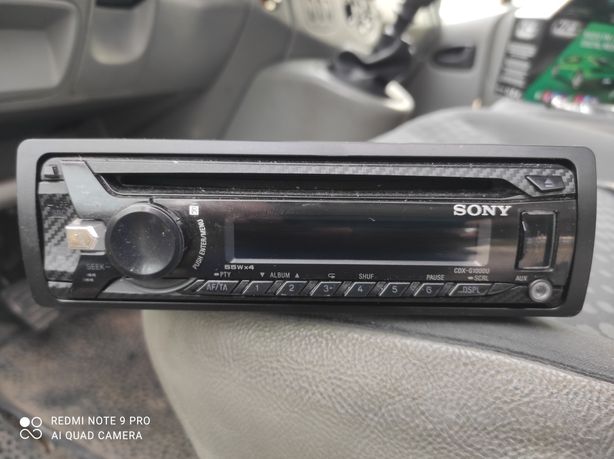 Radio Sony CDX-G1000U