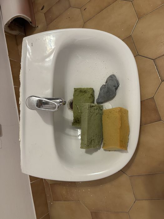 Lavatorio de coluna cor de rosa