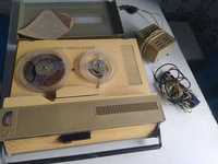 Транзисторный советский бабинный магнитофон  "Дельфин"