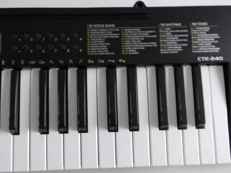 Casio CTK-240 Keyboard dla dziecka idealny