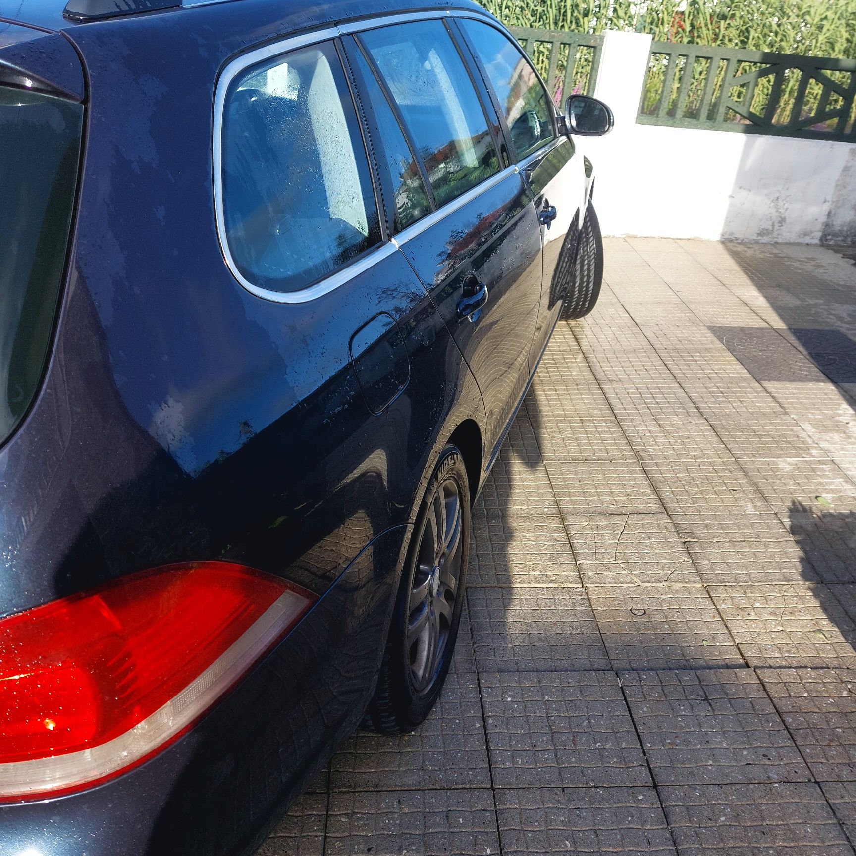 Golf5 variante
Título
Volkswagen Variant 1.9 TDI (2009) – 205.000 km –