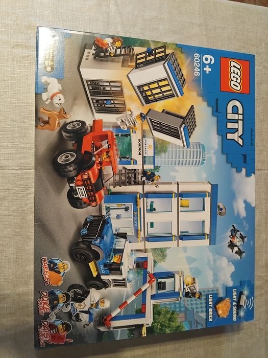 Klocki LEGO 60246 City - Posterunek policji - NOWY