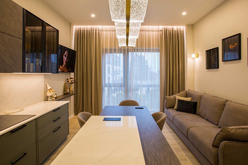 ТОП-ЛОКАЦІЯ!!!  10 хвилин пішки до центру та липової алеї.