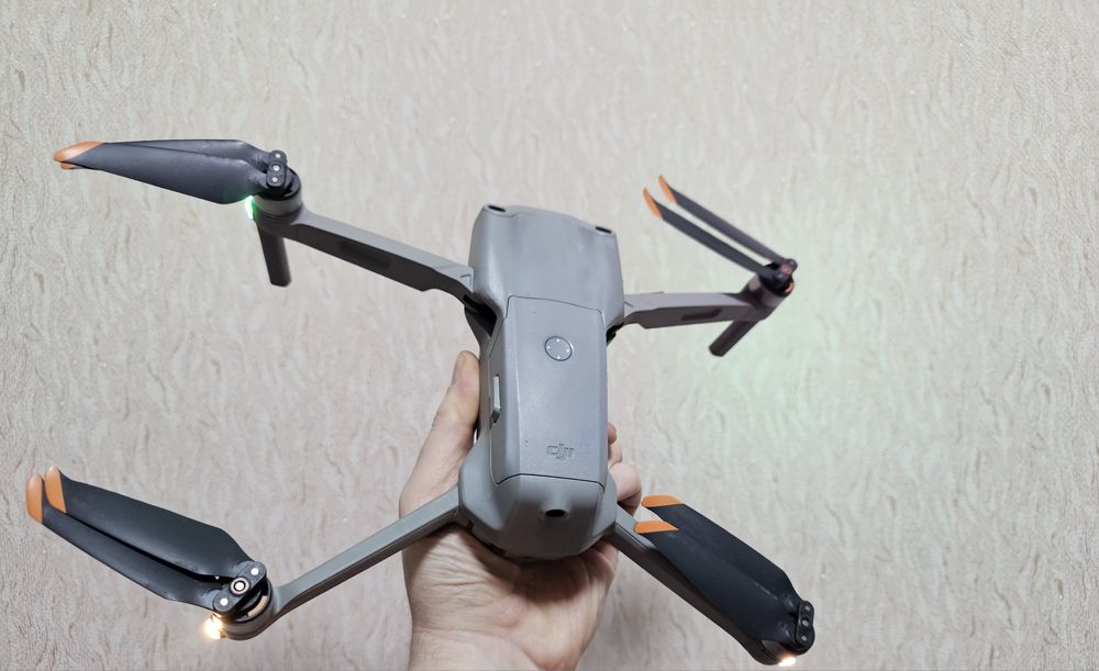 Dji air 2s в идеальном состоянии с комплектом