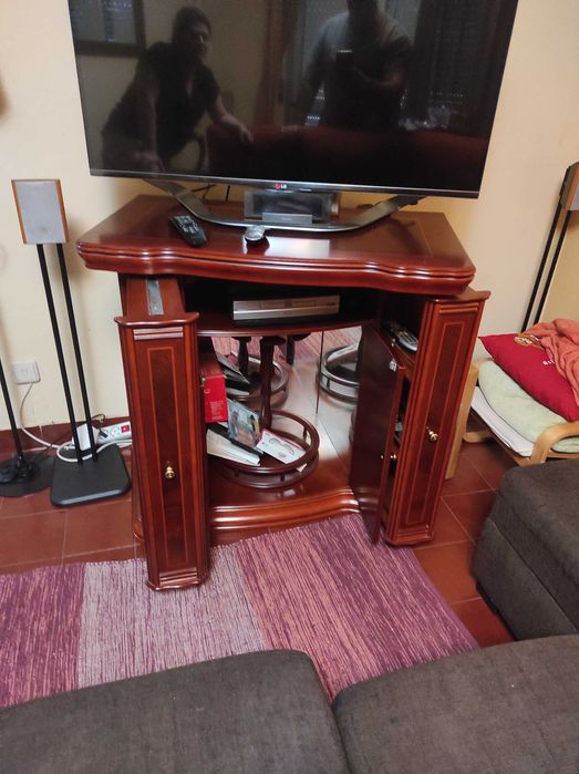 Movel TV Bar de Carvalho