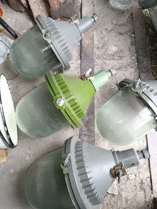 Продам светильник НСП 11-500