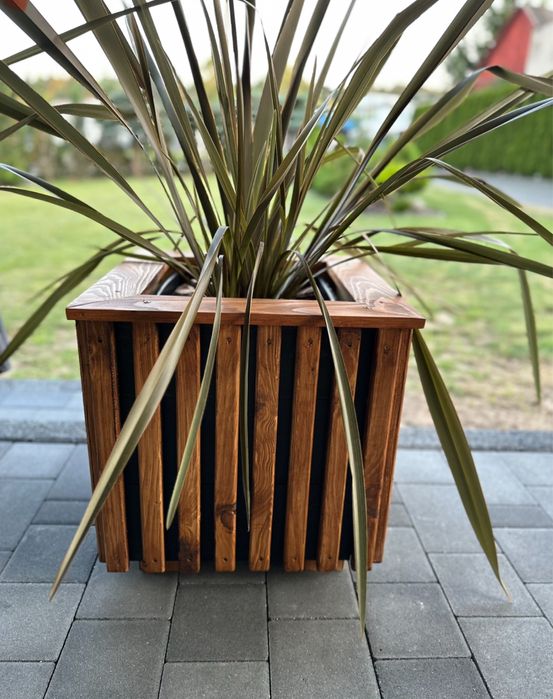 Donica drewniana/wzór lamela.