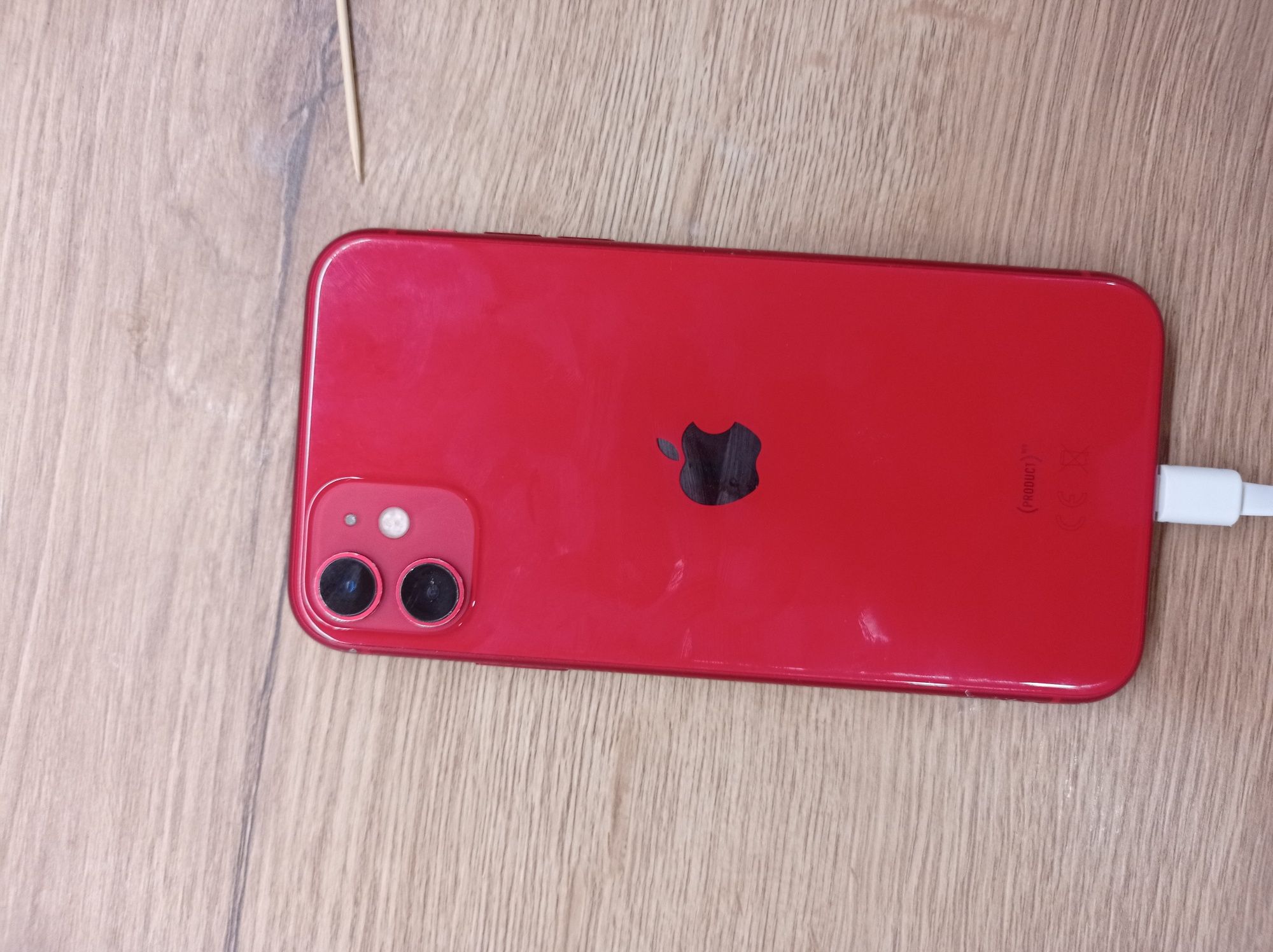 Iphone 11 розбитий