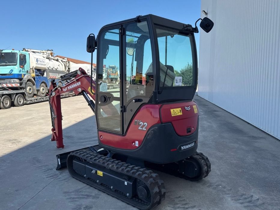 YANMAR SV22 GIRATORIA NOVA 2025