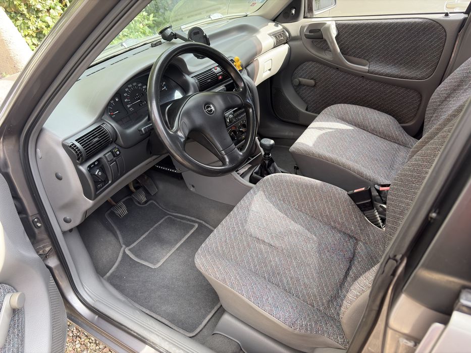 Opel Astra F - zadbany, po pełnym serwisie, gotowy do jazdy.