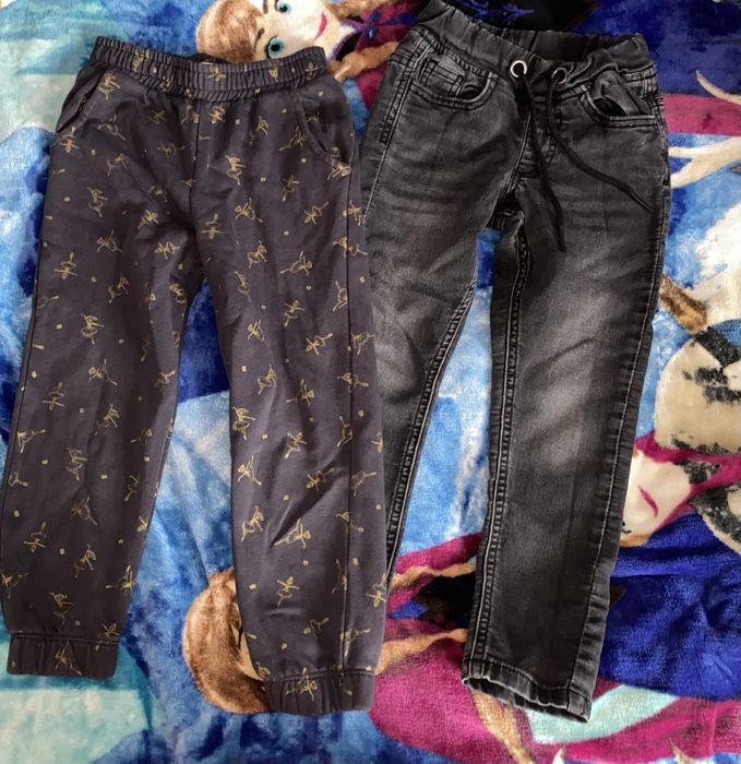 Пакет речей на дівчинку