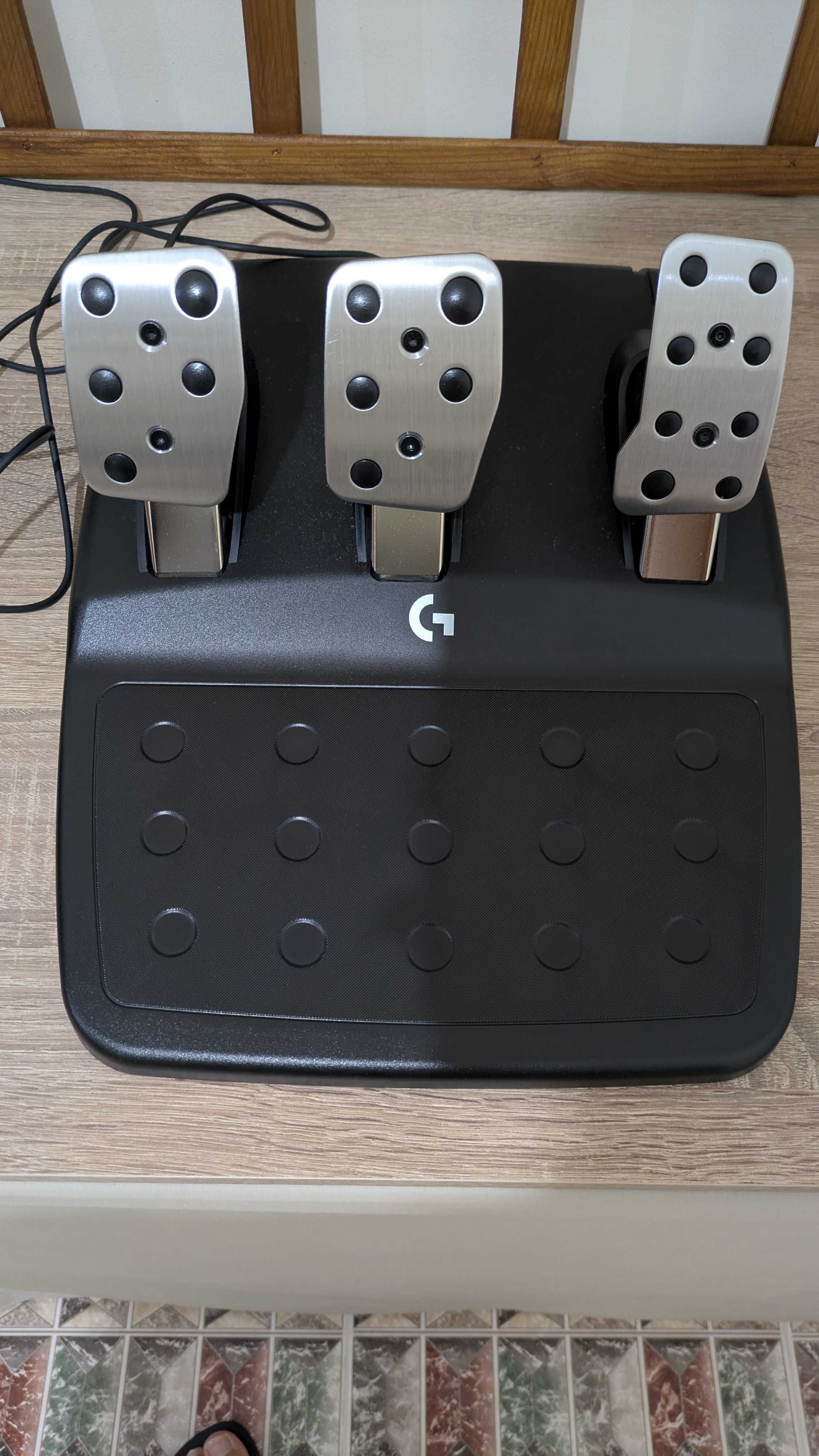 Logitech G923 TrueForce com Driving Stick