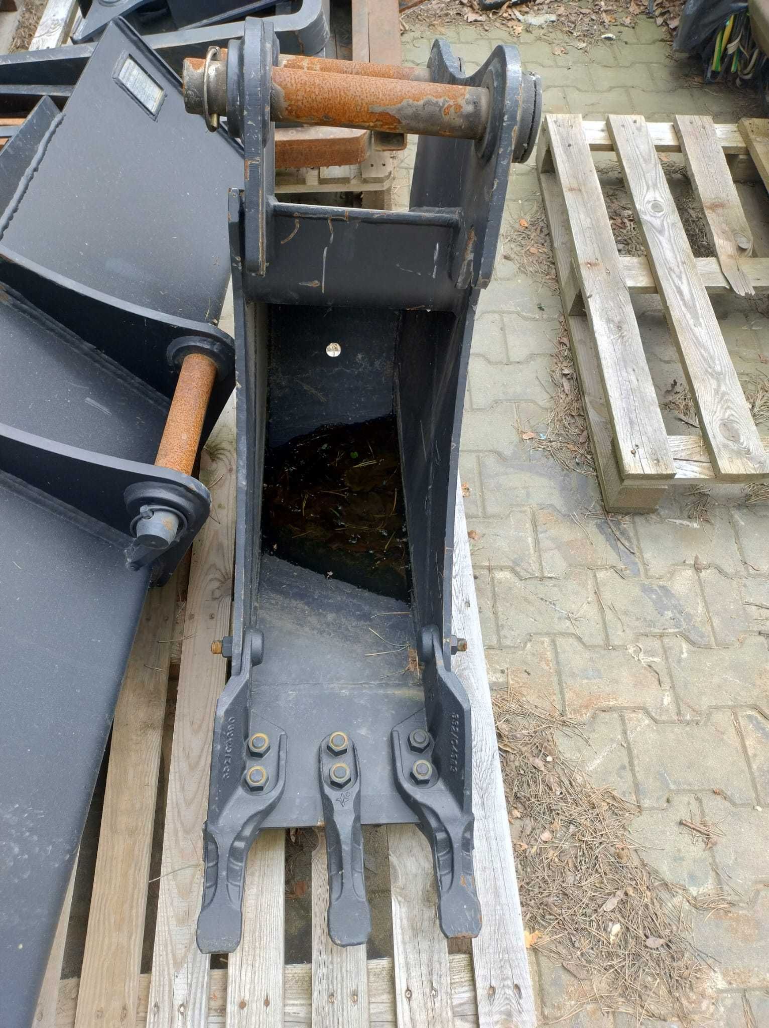 Łyżka Case 580 / 695 ST z 2022 roku