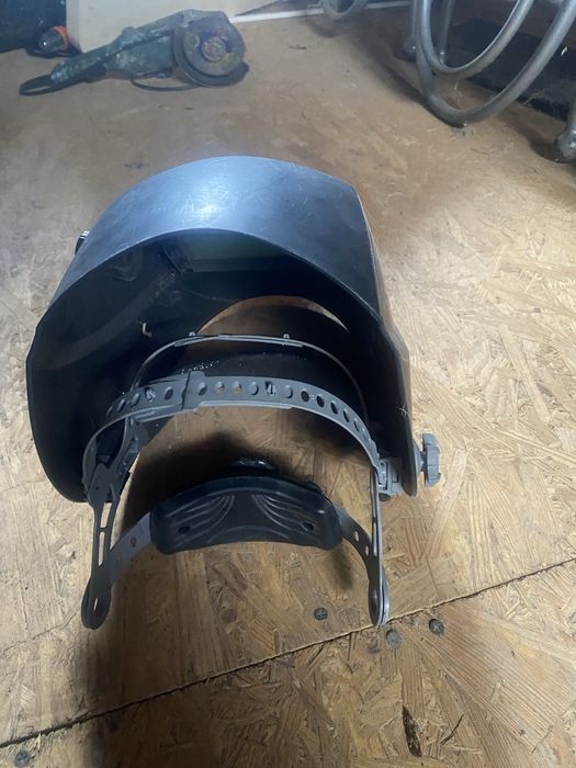 Маска для сварки и щит для лица б/у