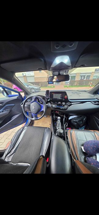 Toyota C-HR 2.0 Hybrid 184 KM 2022LPG HAK Team Deutschland  FULL OPCJA