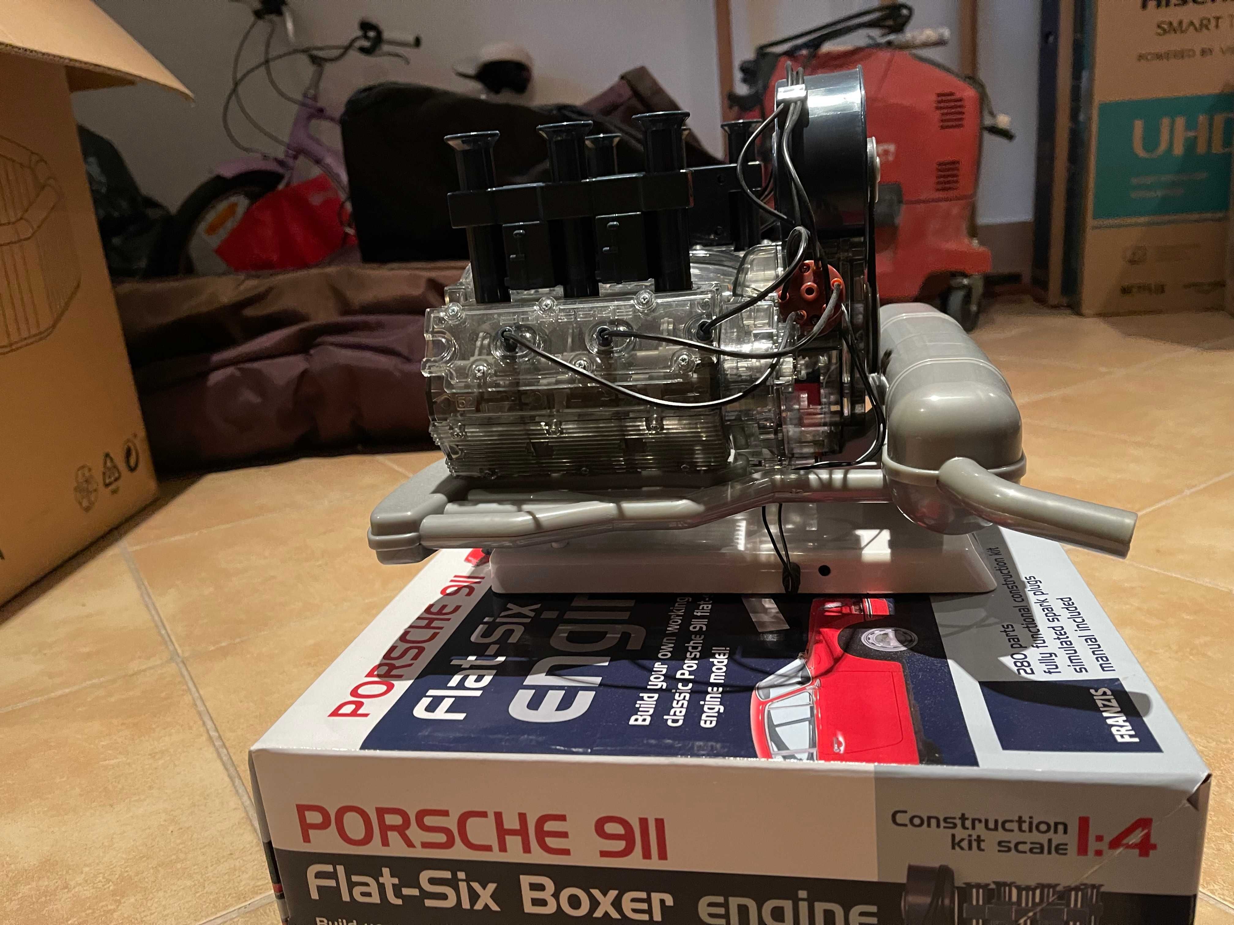 Model silnika Porsche 911 Boxer Engine (Haynes)