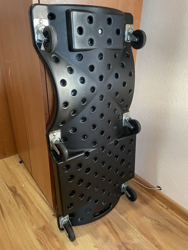 Leżanka do warsztatu dla mechanika