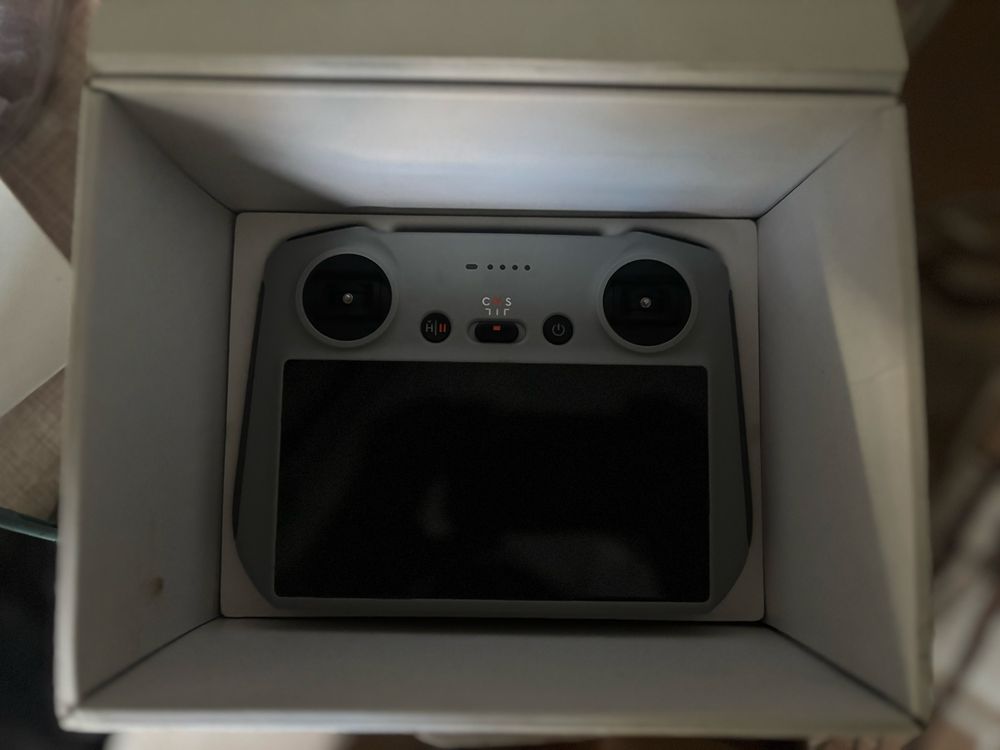 Квадрокоптер DJI Mini 3