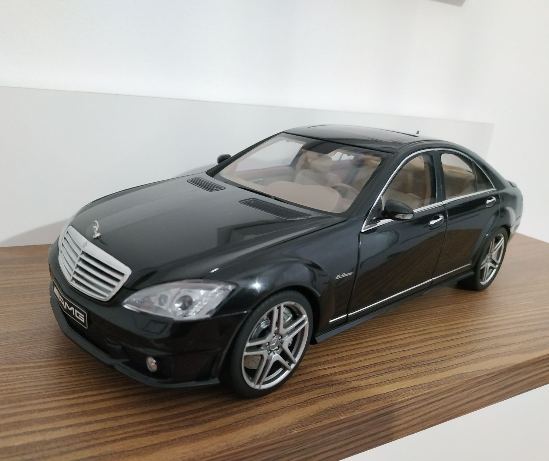 Mercedes S63 AMG AutoArt 1:18