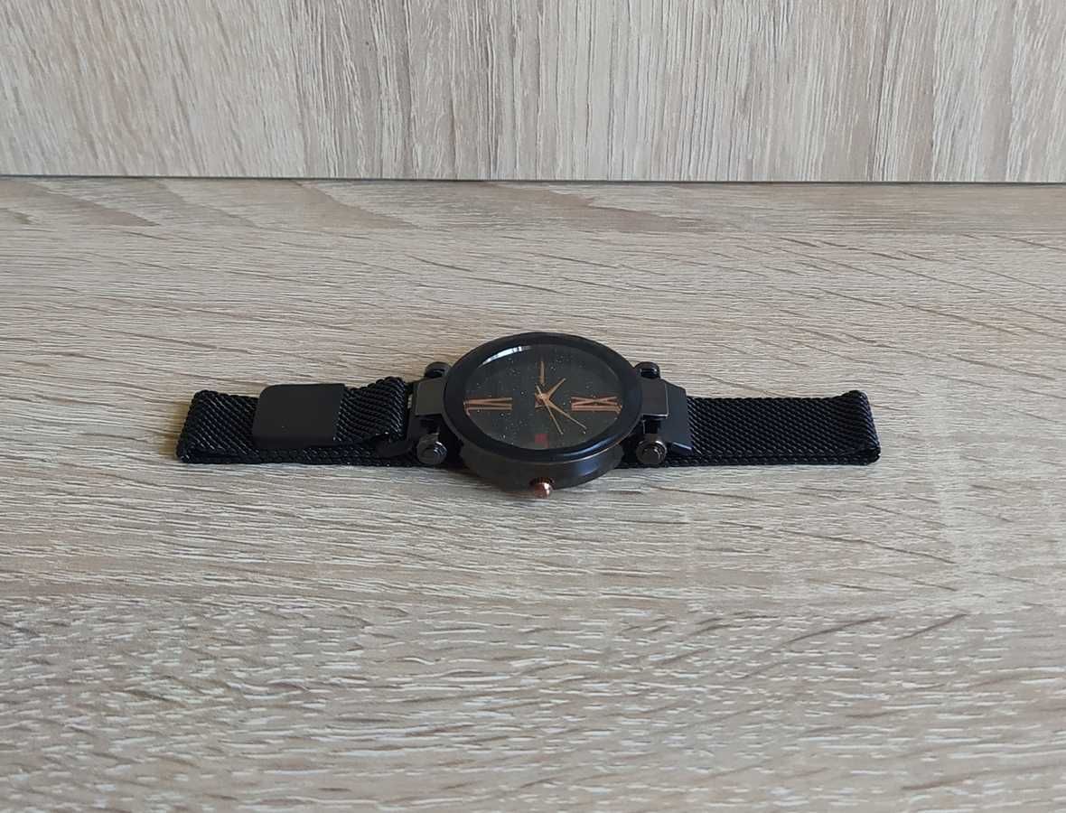 Zegarek damski Rorios Fashion z magnetyczną bransoletkę