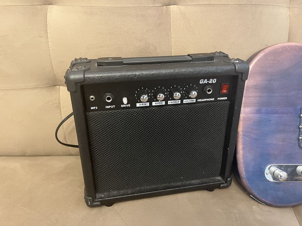 gitara elektryczna ze wzmacniaczem