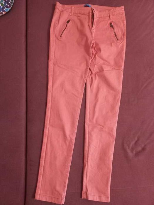 Brzoskwiniowe jeansy L