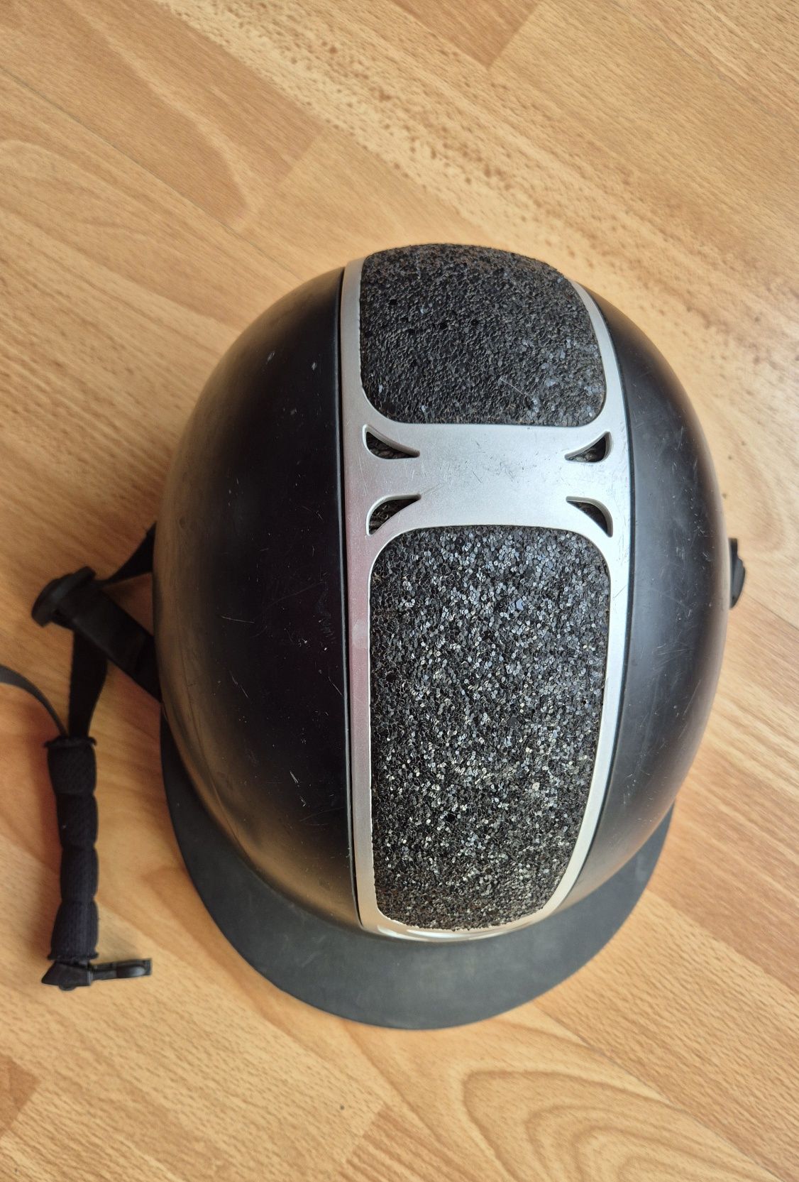 Kask jeździecki Horze Apex XS czarny
