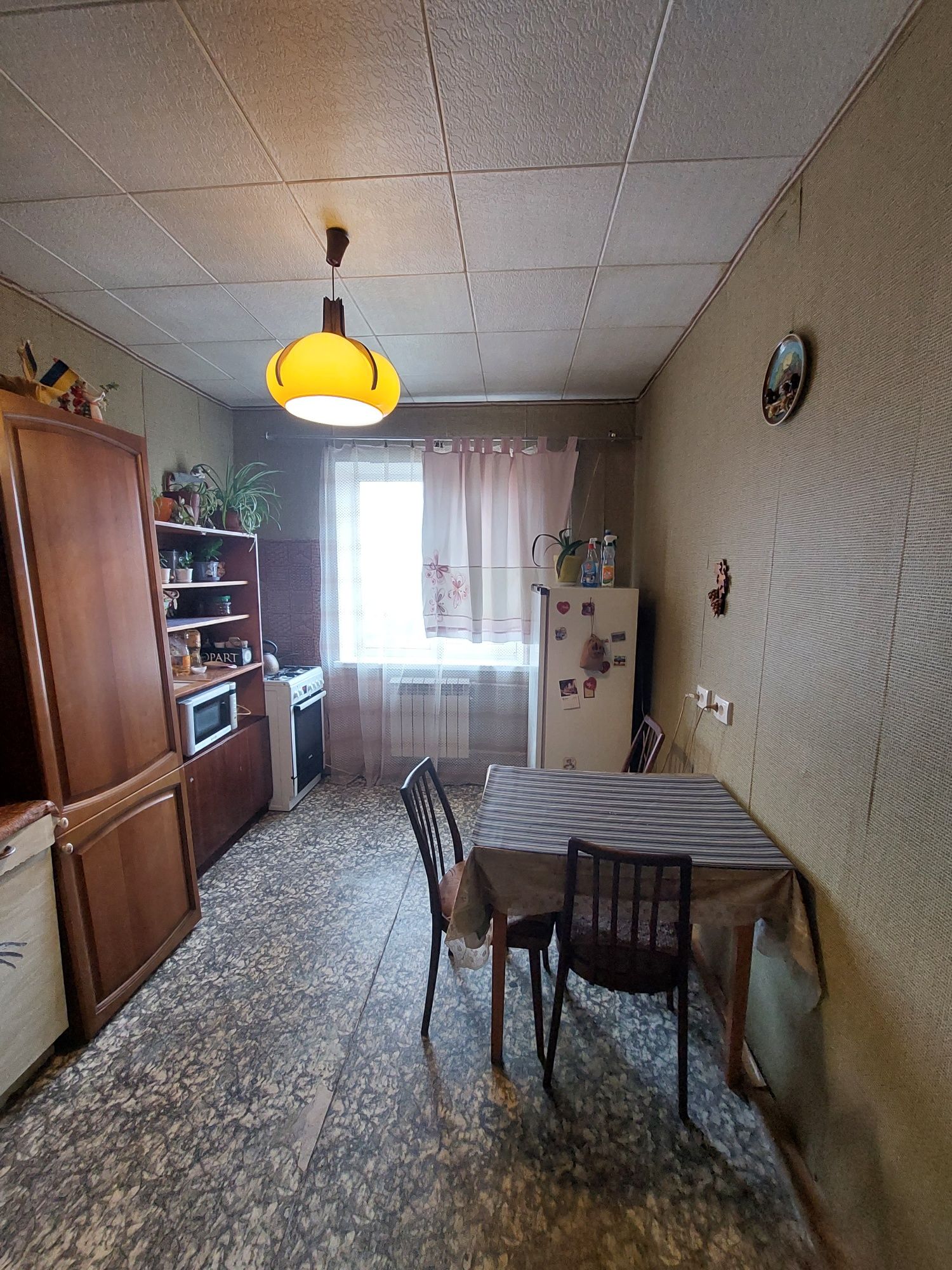 Продам 4 комн квартиру в Хортицком районе