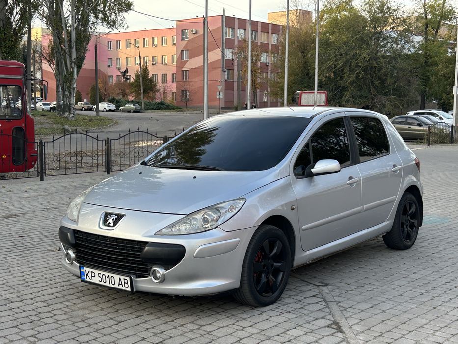 Продам Peugeot 2.0 газ/бенз